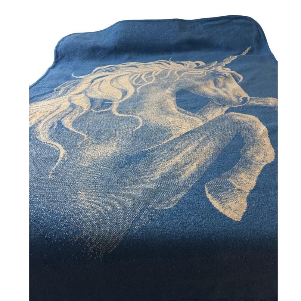 Vintage San Marcos Blanket 64" x 89" Reversible Blue White Unicorn‎ RARE